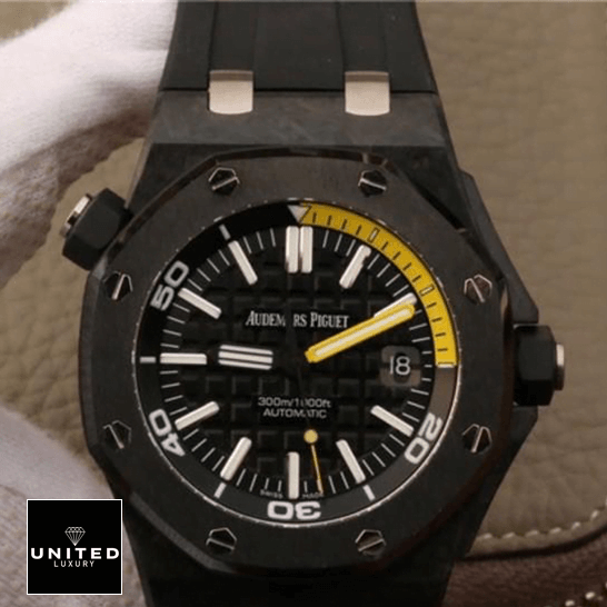 Audemars Piguet 15706AU.OO_.A002CA.01 Black Dial Inspired on the hand