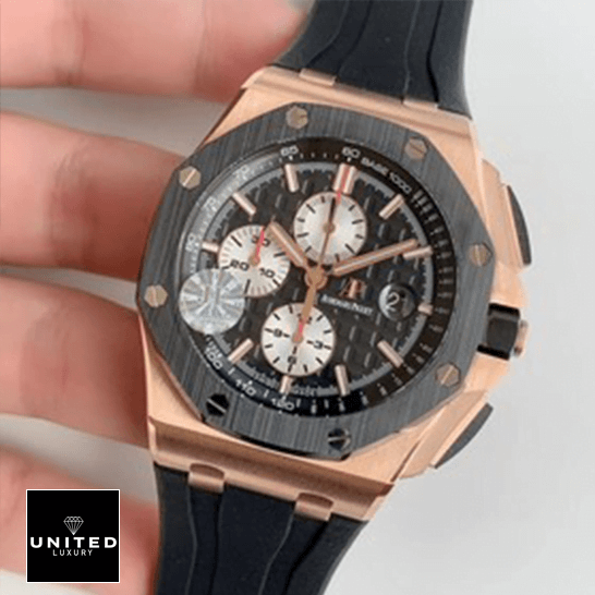 ASudemars Piguet Royal Oak Black Dial Gold Case Inspired on the hand