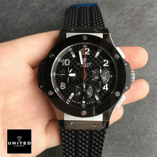 Hublot Big Bang Black Rubber Crown / Push button Inspired on the hand
