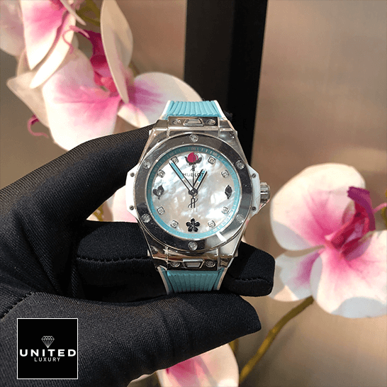 Hublot Big Bang White Dial 465_SE_6070_RW_CHM17 Inspired on the hand