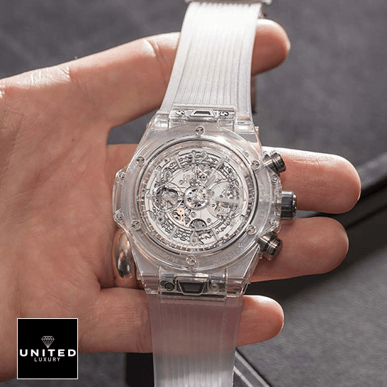 Hublot Big Bang Unico Sapphire 411_JX_4802_RT_1904 Inspired on the hand