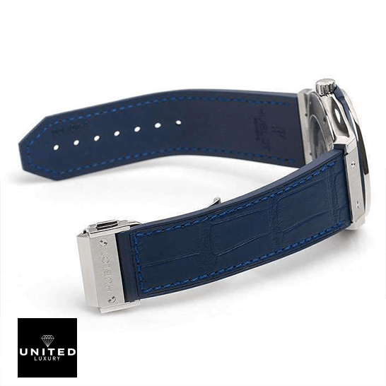 Hublot Classic 565.NX_.7170.LR Fusion Leather Blue Bracelet Inspired opened clasp
