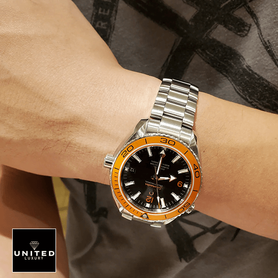 Omega Seamaster Planet Ocean 232.30.42.21.01.002 Inspired on the man wrist
