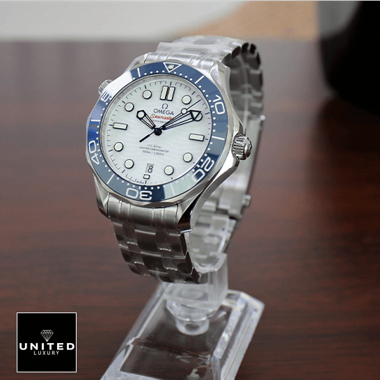 Omega Seamaster Blue Bezel White Dial Inspired on the stand