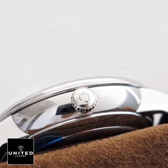 Omega Deville Prestige Inspired 4 Omega De Ville Stainless Steel Claps 424.53.40.21.04.001 Inspired crown on the omega logo