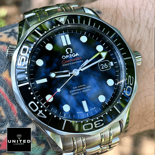 Omega Seamaster Blakc Dial Steel 300m Inspired on the tattoo wrist