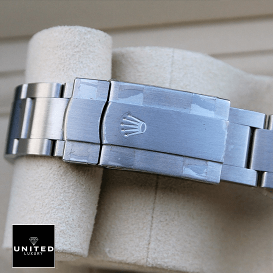 Rolex Stainless Steel Inspired clasp on the rolex logo in rolex box