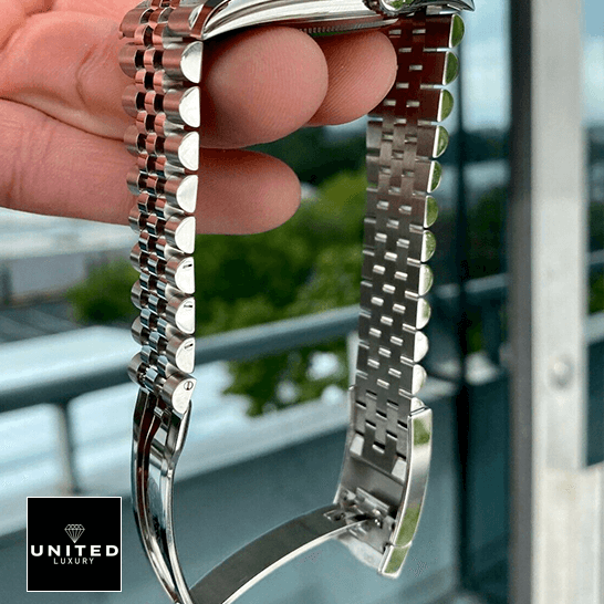 Rolex Datejust 126334 Jubilee Bracelet 41 mm Inspired on the hand