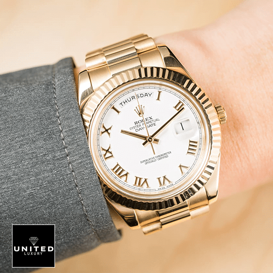 Rolex Day-Date II Collection Gold Silver White Dial 218238 Inspired on is arm