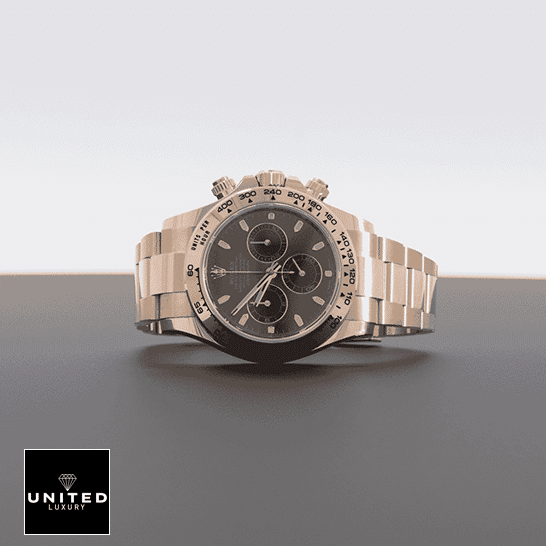 Rolex Daytona Cosmograph 116505-0013 S.Steel Oyster Inspired on the table
