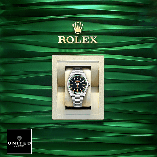 Rolex milagauss 116400GV Inspired in the rolex box and green background
