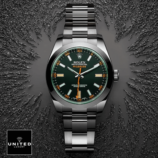 Rolex Milgauss 116400GV-0001 Green Crystal Oyster Inspired on the table