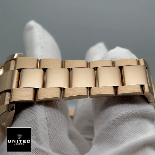 Rolex Sky-Dweller Rose 326935-0005 Oyster Bracelet Inspired